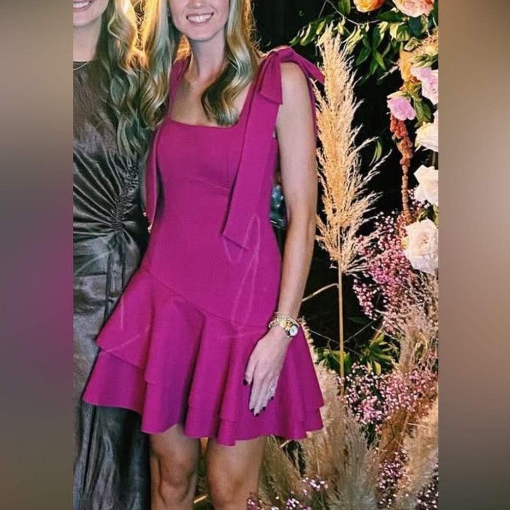 Elliatt Square Neck Cocktail Mini Dress